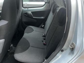 Toyota AYGO 1.0 VVT-i + 5dr