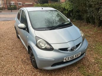 Toyota AYGO 1.0 VVT-i + 5dr