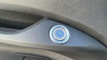 Fiat 500e 42kWh RED Hatchback 3dr Electric Auto (118 ps)