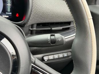 Fiat 500e C 42kWh La Prima Convertible 2dr Electric Auto (118 ps)