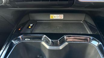 Suzuki e Vitara 61kWh Ultra SUV 5dr Electric Auto (174 ps)