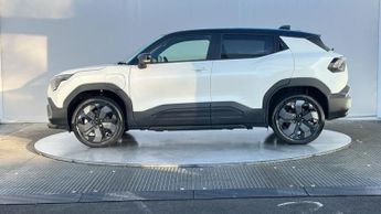 Suzuki e Vitara 61kWh Ultra SUV 5dr Electric Auto (174 ps)