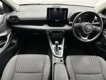 Toyota Yaris Icon Hev Cvt