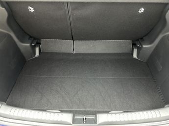 Toyota Yaris Icon Hev Cvt