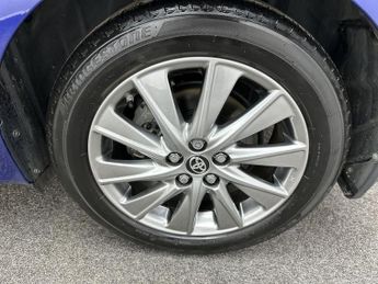 Toyota Yaris Icon Hev Cvt