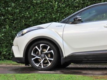 Toyota C-HR 1.8 VVT-h Dynamic SUV 5dr Petrol Hybrid CVT Euro 6 (s/s) (122 ps