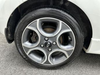 Kia Picanto Chilli Auto