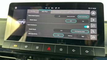 MG MG4 51kWh SE Hatchback 5dr Electric Auto (170 ps)