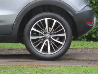 Vauxhall Crossland X 1.2 Turbo Elite Nav SUV 5dr Petrol Auto Euro 6 (s/s) (130 ps)