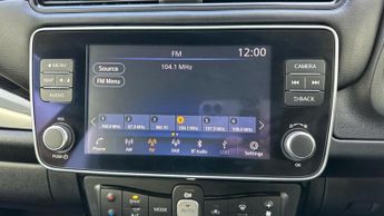 Nissan Leaf 39kWh Tekna Hatchback 5dr Electric Auto (150 ps)