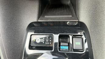 Nissan Leaf 39kWh Tekna Hatchback 5dr Electric Auto (150 ps)