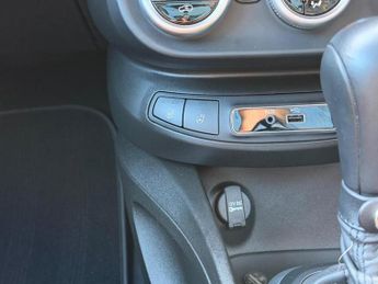 Fiat 500X 1.4 MultiAir Lounge SUV 5dr Petrol DCT Euro 6 (s/s) (140 ps)