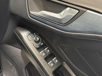 Ford FOCUS VIGNALE 1.5 EcoBlue 120 Active X 5dr Auto