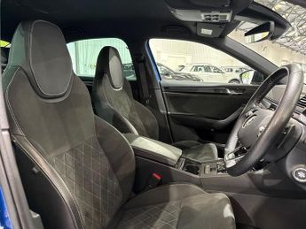 Skoda SUPERB 2.0 TSI 190 Sport Line Plus 5dr DSG