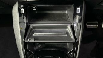 Peugeot E-2008 50kWh Allure Premium + SUV 5dr Electric Auto (7kW Charger) (136 