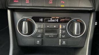 Audi Q3 2.0 TFSI Black Edition SUV 5dr Petrol S Tronic quattro Euro 6 (s