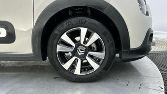 Citroen C3 1.2 PureTech PLUS Hatchback 5dr Petrol EAT6 Euro 6 (s/s) (110 ps
