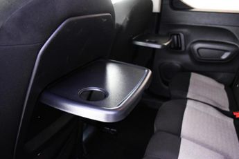 Citroen e-Berlingo 52kWh PLUS XL MPV 5dr Electric Auto (7.4kW Charger) (136 ps)