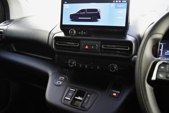 Citroen e-Berlingo 52kWh PLUS XL MPV 5dr Electric Auto (7.4kW Charger) (136 ps)