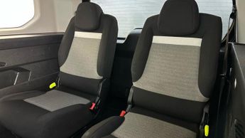 Citroen e-Berlingo 52kWh PLUS XL MPV 5dr Electric Auto (7.4kW Charger) (136 ps)