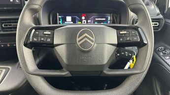 Citroen e-Berlingo 52kWh PLUS XL MPV 5dr Electric Auto (7.4kW Charger) (136 ps)