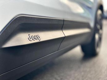 Jeep Avenger 54kWh Summit SUV 5dr Electric Auto (156 ps)