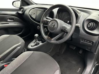 Toyota AYGO X 1.0 VVT-i Pure 5dr Auto