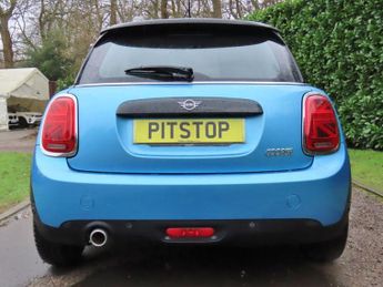MINI Hatch 1.5 Cooper Classic Hatchback 3dr Petrol Steptronic Euro 6 (s/s) 