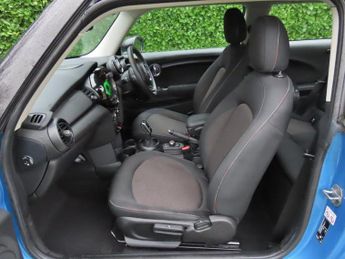 Mini Hatch 1.5 Cooper Classic Hatchback 3dr Petrol Steptronic Euro 6 (s/s) 