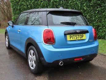MINI Hatch 1.5 Cooper Classic Hatchback 3dr Petrol Steptronic Euro 6 (s/s) 