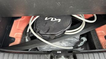 Kia Soul 64kWh Maxx SUV 5dr Electric Auto (201 bhp)