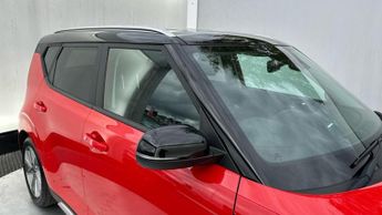 Kia Soul 64kWh Maxx SUV 5dr Electric Auto (201 bhp)