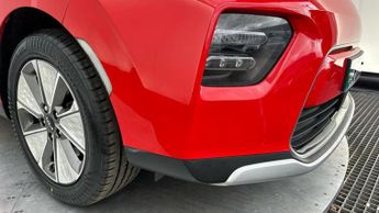 Kia Soul 64kWh Maxx SUV 5dr Electric Auto (201 bhp)