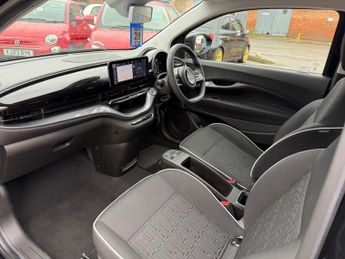 Fiat 500e 42kWh Icon Hatchback 3dr Electric Auto (118 ps)
