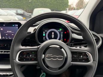Fiat 500e 42kWh Icon Hatchback 3dr Electric Auto (118 ps)
