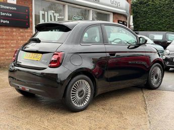 Fiat 500e 42kWh Icon Hatchback 3dr Electric Auto (118 ps)