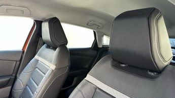 Citroen e-C4 50kWh Shine Plus Hatchback 5dr Electric Auto (7.4kW Charger) (13