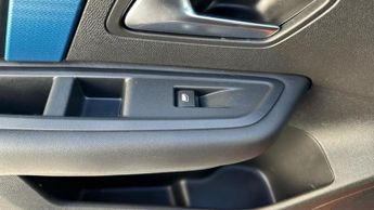 Citroen e-C4 50kWh Shine Plus Hatchback 5dr Electric Auto (7.4kW Charger) (13