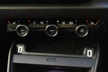 Citroen e-C4 50kWh Shine Plus Hatchback 5dr Electric Auto (7.4kW Charger) (13