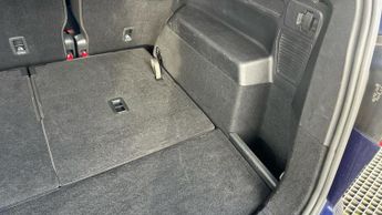 Volkswagen Touran 1.5 TSI EVO SE Family MPV 5dr Petrol DSG Euro 6 (s/s) (150 ps)