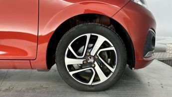 Peugeot 108 1.0 Collection Top! 5dr Petrol 2 Tronic Euro 6 (s/s) (72 ps)