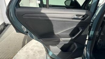 Volkswagen T-Roc 2.0 TSI Style SUV 5dr Petrol DSG 4Motion Euro 6 (s/s) (190 ps)