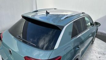 Volkswagen T-Roc 2.0 TSI Style SUV 5dr Petrol DSG 4Motion Euro 6 (s/s) (190 ps)