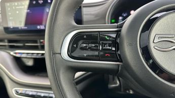 Fiat 500e 42kWh Giorgio Armani Hatchback 3dr Electric Auto (118 ps)