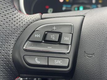 MG MG ZS 72.6kWh Trophy Long Range Auto 5dr