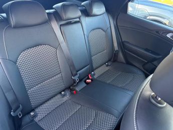 Kia XCeed 1.0 T-GDi 48V DCT PURE