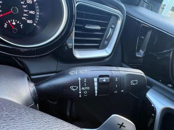 Kia XCeed 1.0 T-GDi 48V DCT PURE