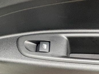 Jeep Avenger 54kWh e-Summit Auto 5dr