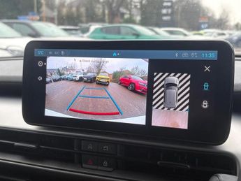 Jeep Avenger 54kWh e-Summit Auto 5dr