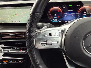Mercedes-Benz EQC EQC 400 80kWh AMG Line (Premium Plus) Auto 4MATIC 5dr